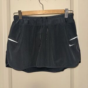 Nike tennis skirt gray size s